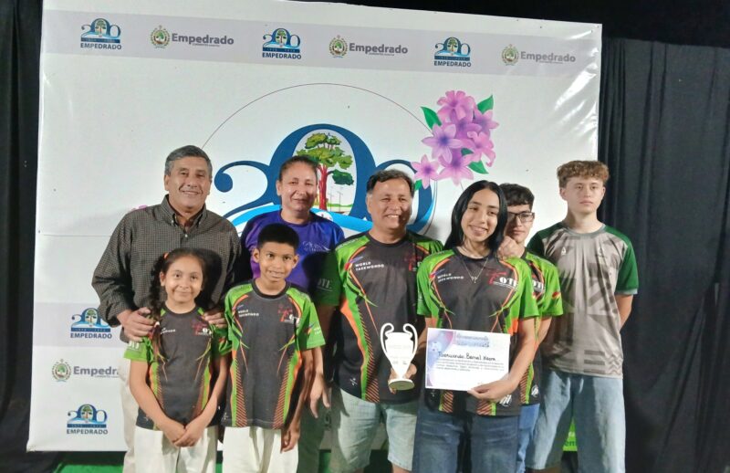 Mayra Bernal, taekwondista destacada en Empedrado