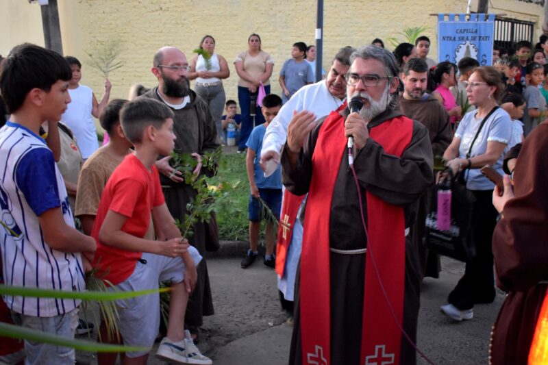 Corrientes: el Domingo de Ramos despertó la fe en cada barrio