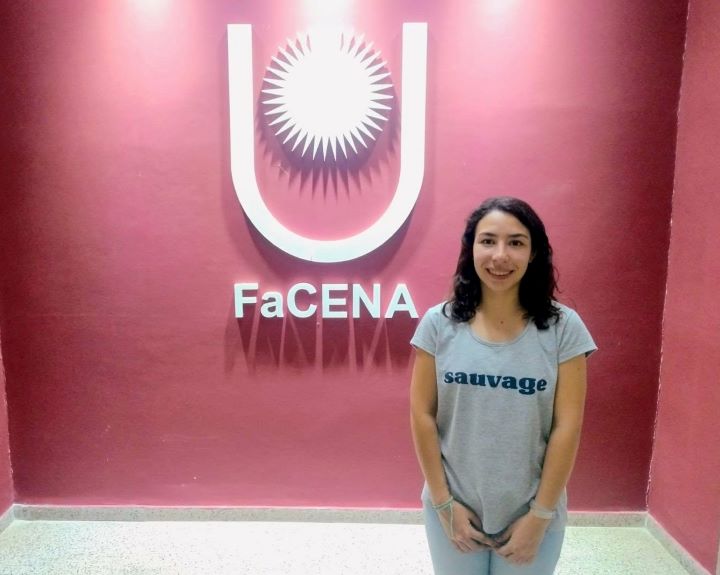 Estudiante de la Unne analizó el colapso de burbujas en laboratorio del Instituto Balseiro