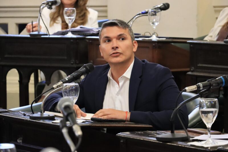 Énfasis legislativo para asegurar las prestaciones del Cottolengo