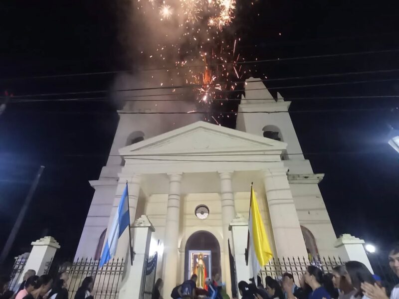 La fe de los Tres Pueblos se encamina a Itatí: hoy se sumó San Cosme con una nueva imagen