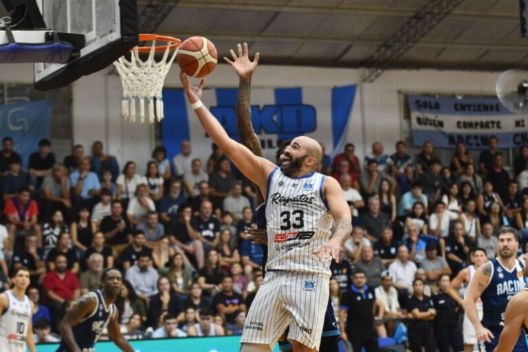 Regatas quiere abrochar su lugar en los cuartos de final - Diario El ...