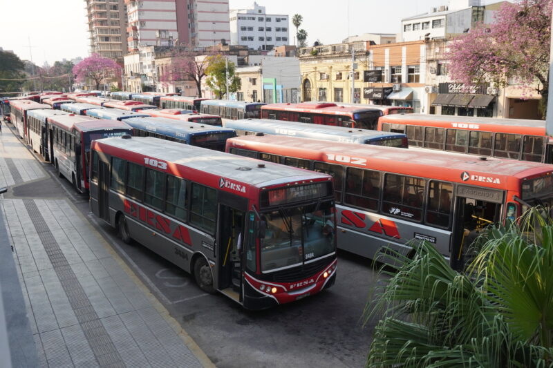 Se complica el conflicto del transporte público