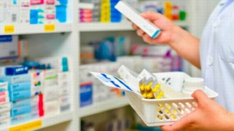 Con la llegada del frío, creció la venta de antihistamínicos y antibióticos en farmacias