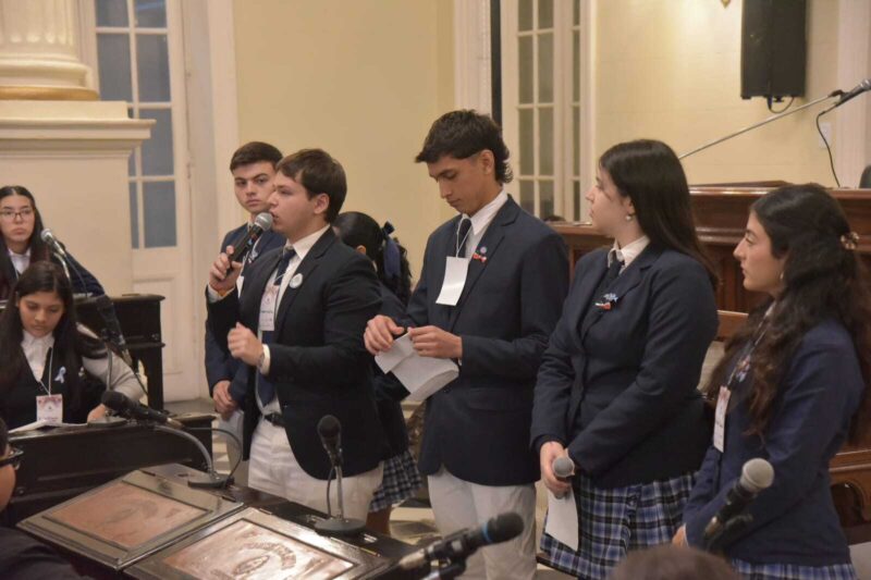 Estudiantes presentaron sus proyectos de ley en el Senado