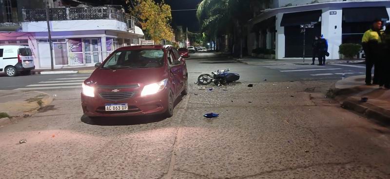 Siniestro fatal: joven motociclista murió en el choque contra un auto