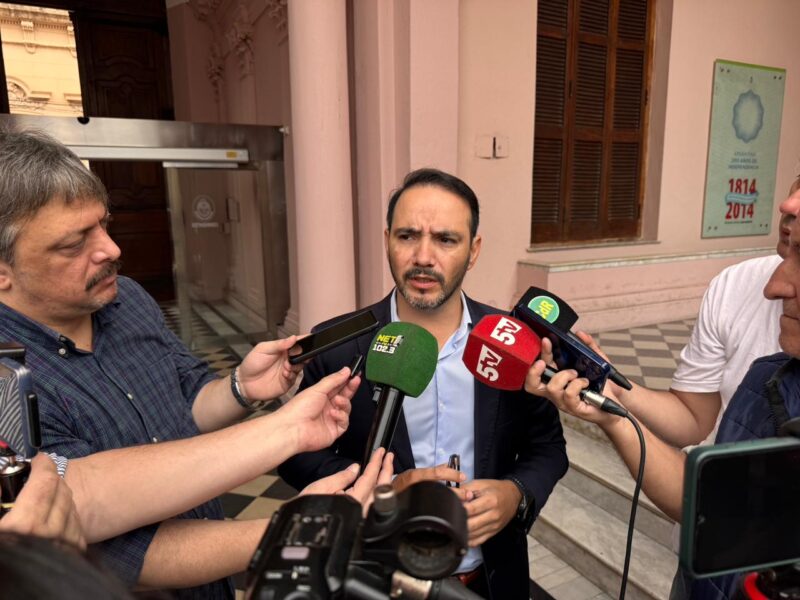 Valdés confirmó que la próxima semana habrá anuncios salariales