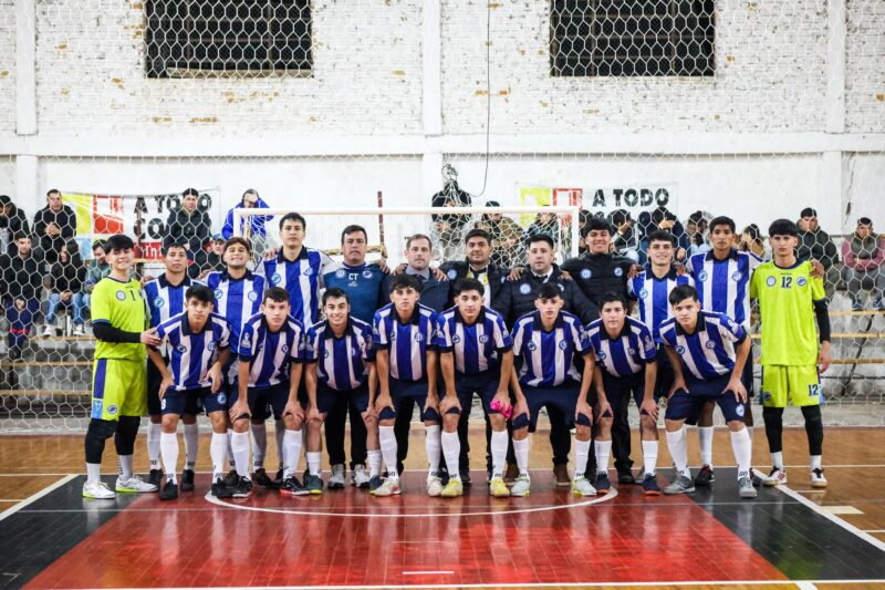 Goleada y clasificación de Corrientes interior y derrota de los capitalinos
