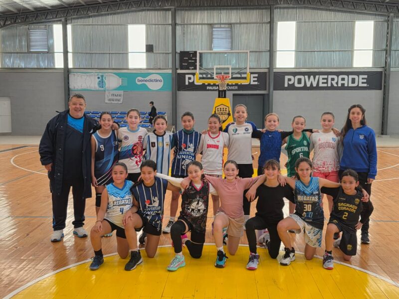 Las selecciones de Mini, con la mira en el Argentino