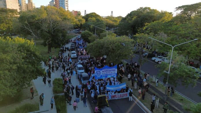 La Marcha Federal Universitaria se replicó en Corrientes