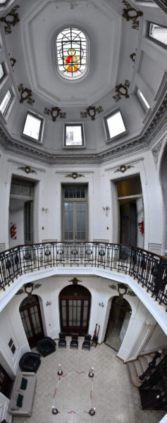 Con obras y arte, la Unne culminó la puesta en valor del edificio central