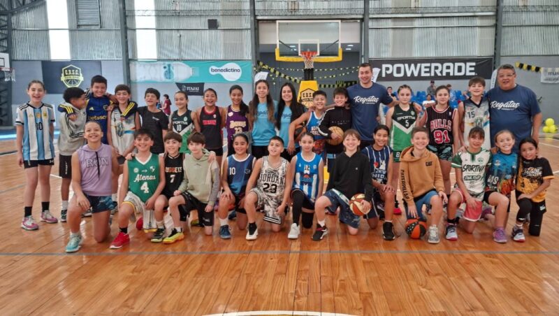 Preparación de las selecciones de Mini Básquet