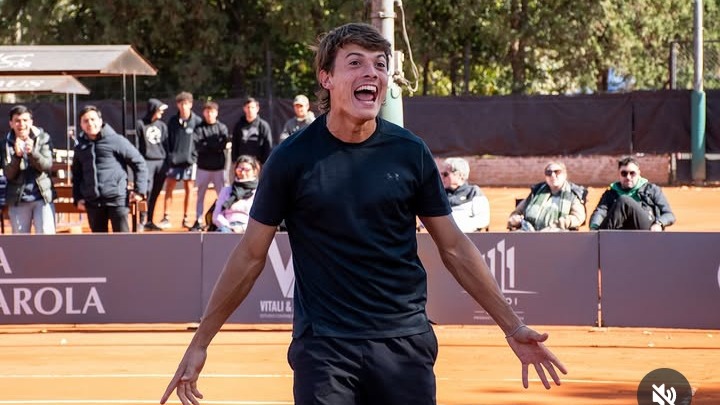 Zarate avanza en Challenger de Tucumán