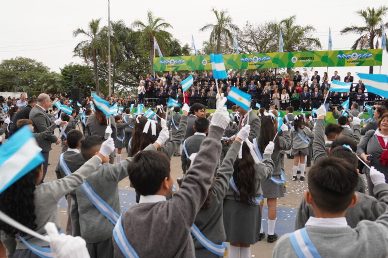 Más de 300 estudiantes realizarán Promesa de Lealtad a la Bandera: detalles del acto en la Costanera