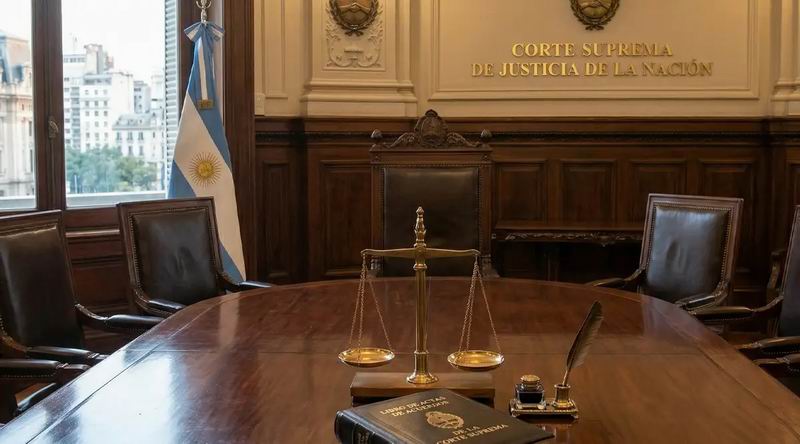 El decreto que quiso agilizar la Justicia y puso en contra a toda la corporación judicial
