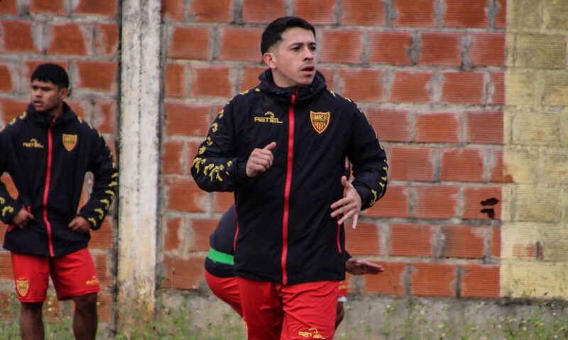 Mariano Miño regresó a Boca Unidos