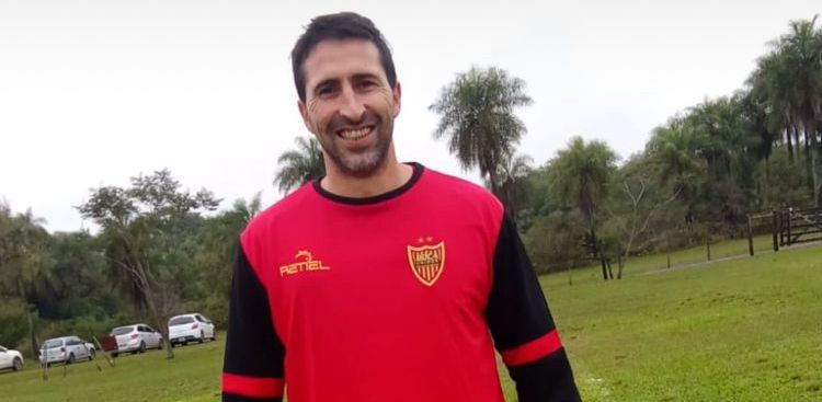 El “Flaco” Donatti pegó la vuelta a Boca Unidos