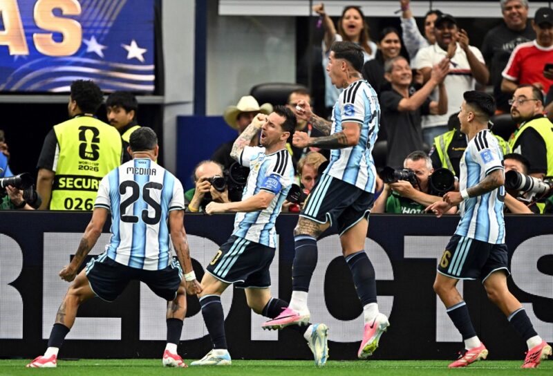 Messi, de no creer: doblete contra Austria y clasificación de Argentina