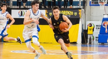Derrota de San Lorenzo de Monte Caseros que lo deja muy complicado