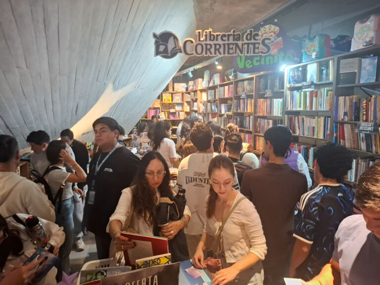 Última jornada en la 16ª Feria Provincial del Libro de Corrientes