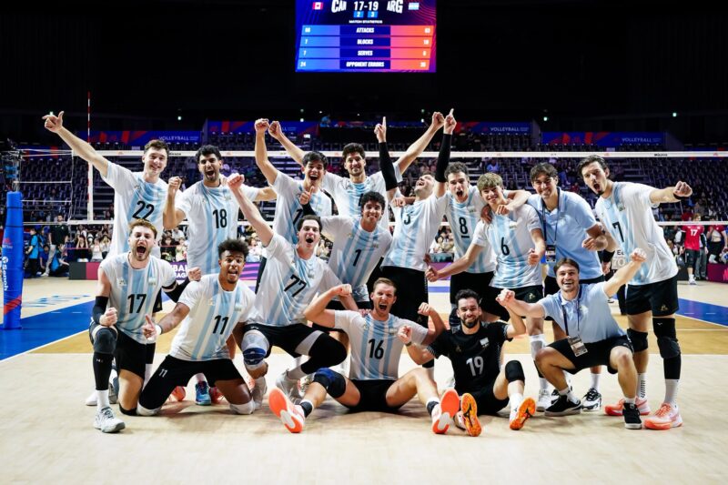 Con aporte de Germán Gómez, Argentina dio vuelta un partidazo frente a Canadá
