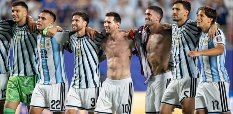 La Selección blindada: por qué fracasó el intento de empujar a Messi a la grieta