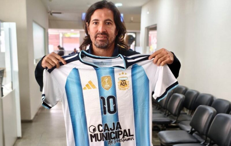 Héctor Ojeda está listo para su segundo Mundial Máster de Hockey