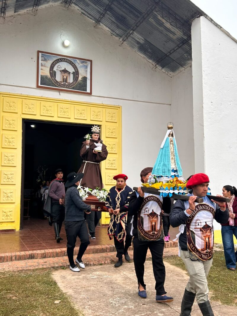 Mburucuyá: emotiva fiesta religiosa en la capilla de Manantiales
