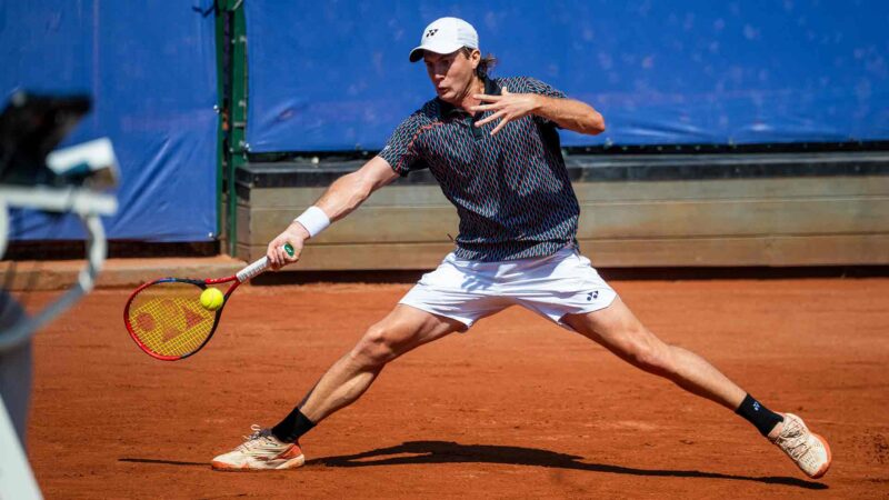 Con una remontada, Midón celebró su primera victoria en el ATP Tour