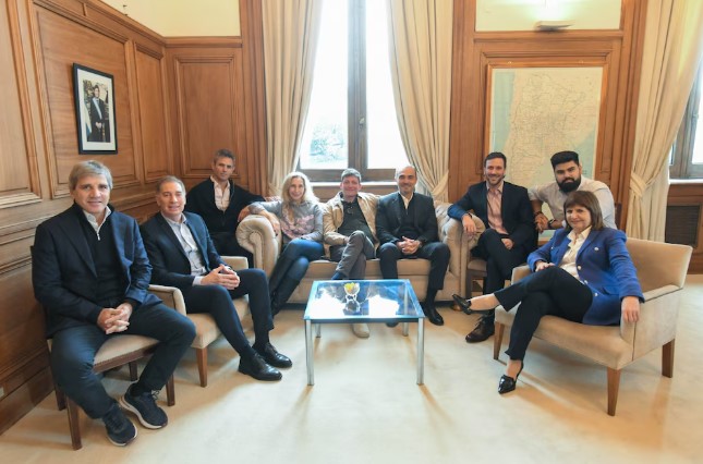Diputados: la mesa chica de Milei afina el lápiz para la sesión del 26