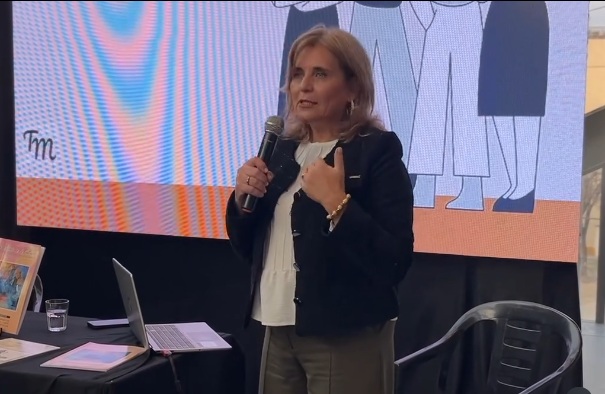 Proyecto para dar oportunidades laborales tecnológicas a mujeres