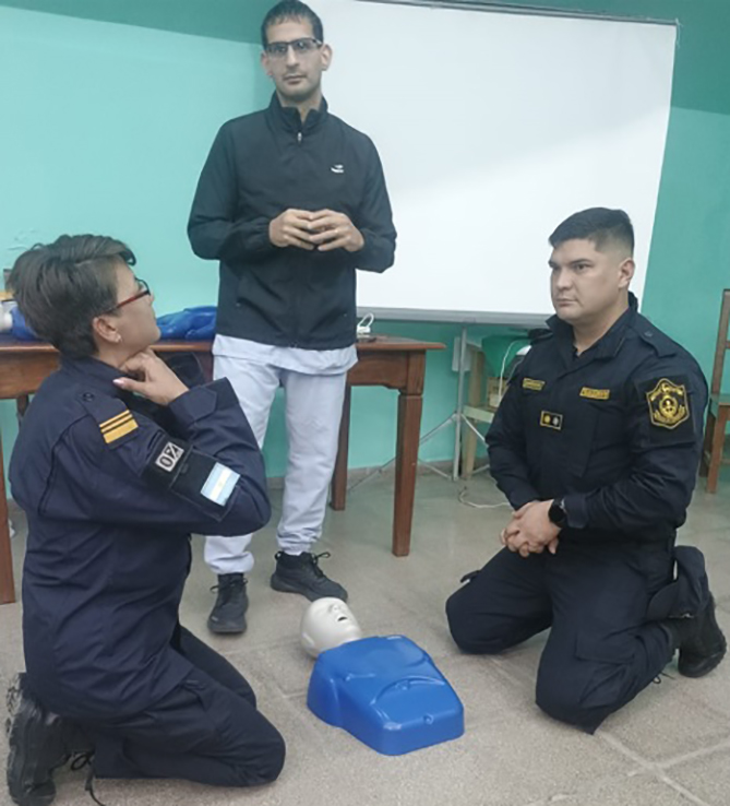 Personal policial participó de una capacitación en RCP