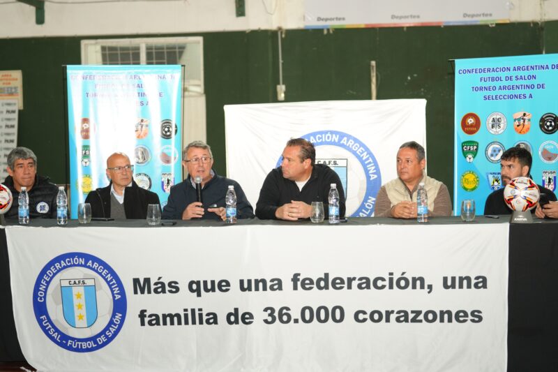Terrile encabezó la inauguración del Argentino de Selecciones A de Futsal