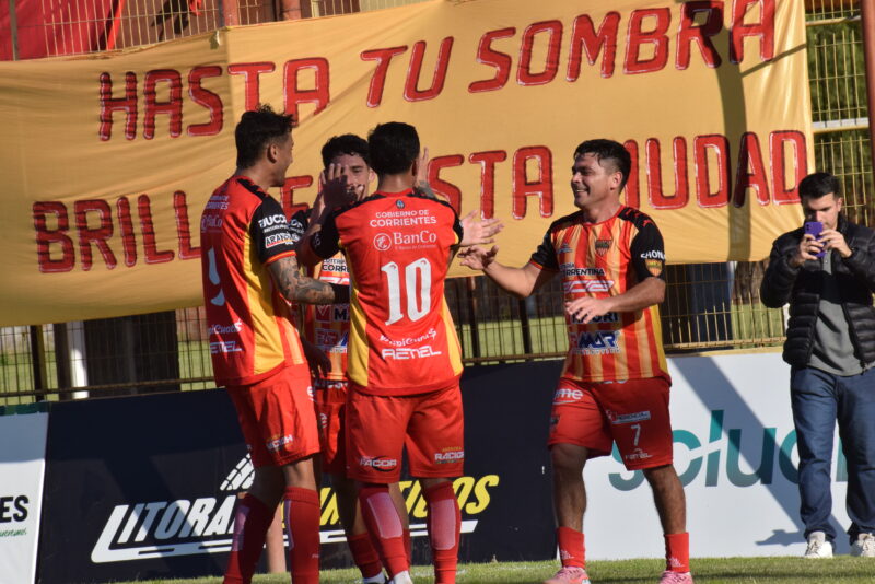 Boca Unidos ganó y se perfila para play offs