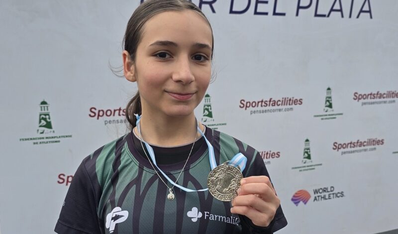 Pía Fernández es subcampeona nacional U18 en 2.000 metros con obstáculos