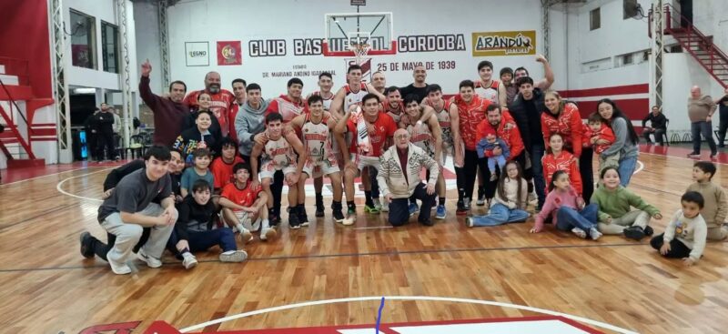Córdoba derrotó a Football y mantiene su andar ideal