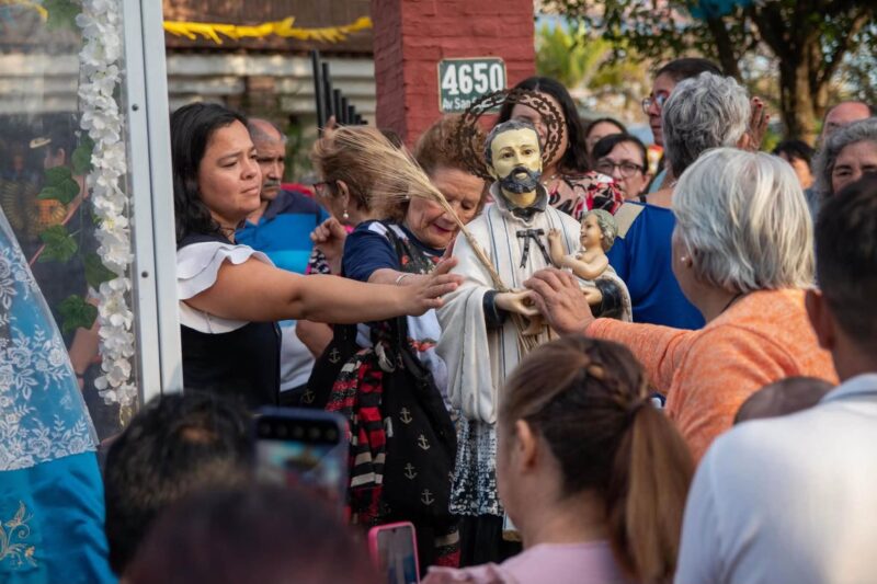 Cientos de fieles colman el santuario de San Cayetano: conocé las actividades de hoy