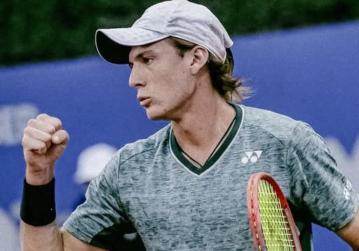 Midón va por los cuartos de final en el Challenger de Kingston