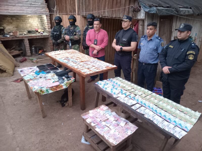 Desarticulan “kiosco” narco en Santa Rosa: cuatro demorados y millonario secuestro de tecnología