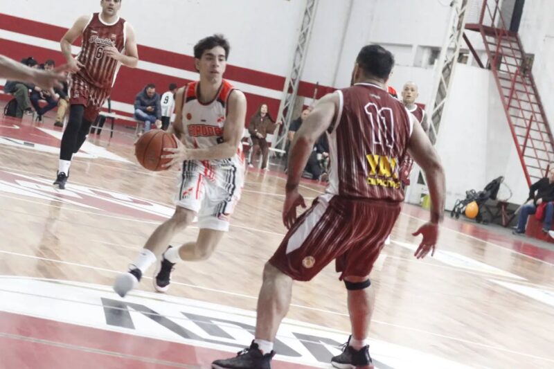 Noche con cinco juegos por el Oficial del básquet capitalino