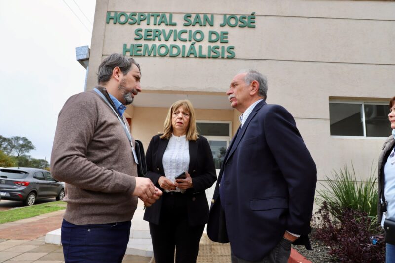 Emilio Lanari recorrió hospitales del Interior y coordinó acciones de salud pública