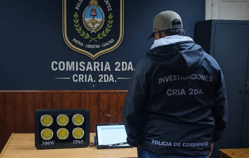 Recuperaron dos reflectores sustraídos de la Iglesia San Benito