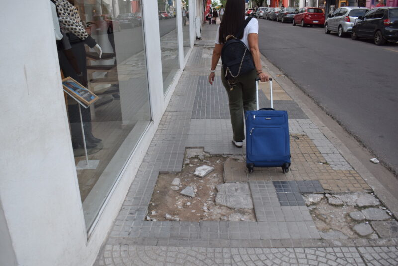 Desde el Municipio planean dar una mejora sustancial a las veredas de la Capital