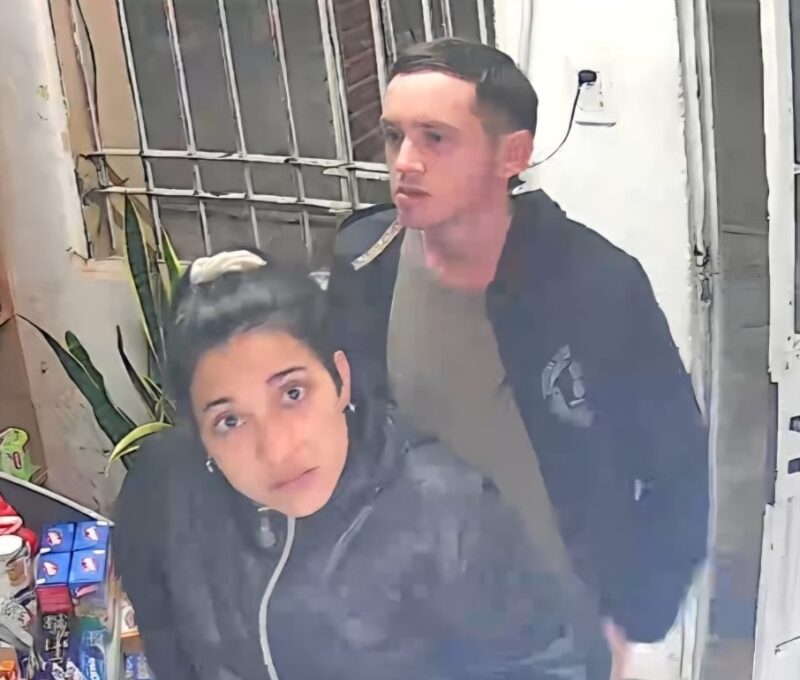 Escrachan a pareja por robar golosinas en kiosco céntrico