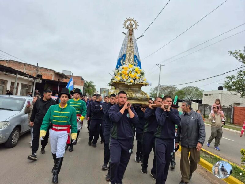 La familia policial de Corrientes finalizó su peregrinación a Itatí