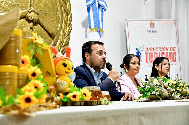 Saladas presentó su 23ª Fiesta de la Miel