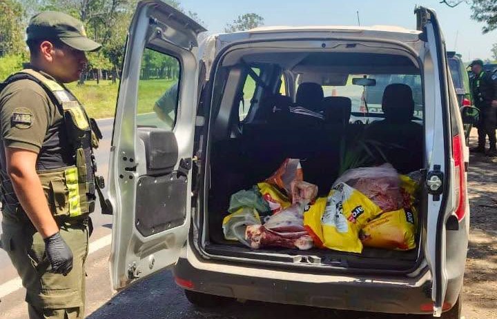 Demoran a una persona que transportaba carne sin justificar su procedencia en la Ruta 12