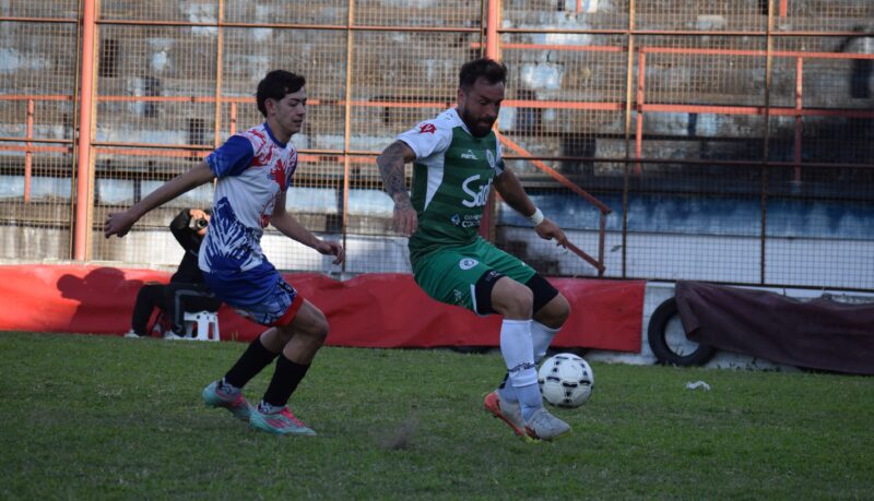 Mandiyú encontró los goles y terminó festejando