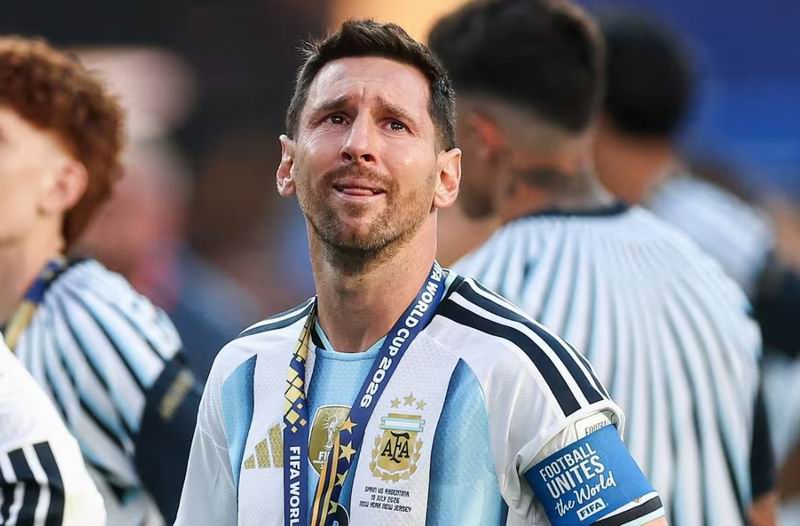 Con el corazón en la mano: Messi se retiró de la Selección