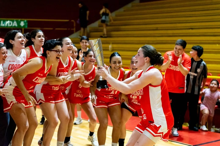 Las chicas de Córdoba son campeonas del Asociativo femenino en Resistencia